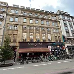 Strasbourg Apartment With Parking
